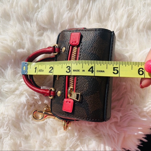 Coach Rowan Coin Case In Blocked Charm Keychain - Picture 8 of 8